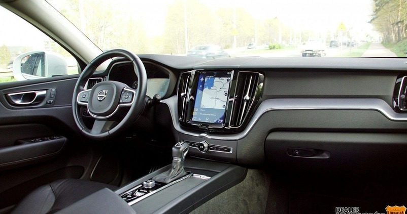 Volvo XC 60 cena 167000 przebieg: 79000, rok produkcji 2020 z Gdynia małe 781